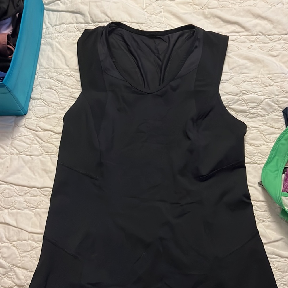 Lululemon top - Picture 3 of 4